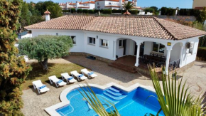 Arenda Mara villa con piscina privada jardín